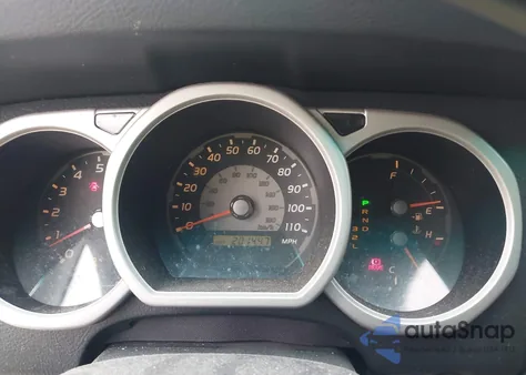 2004 Toyota 4Runner Sr5 V6 z USA, uszkodzony, nr VIN JTEBU14R540031614